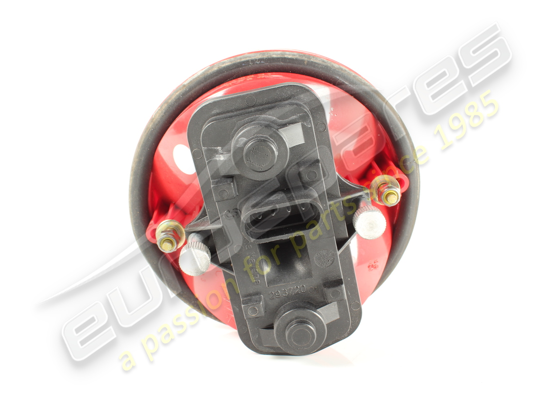 used ferrari rh rear fog light. part number 157513 (3)