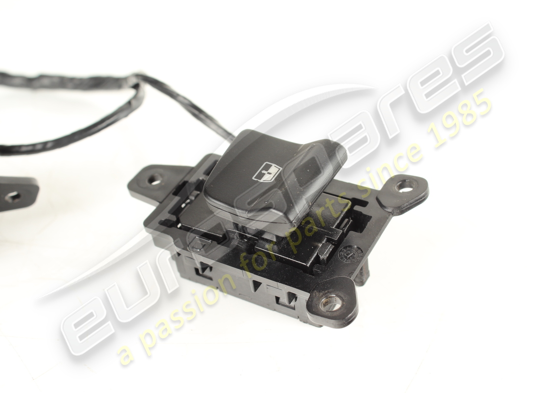 used ferrari complete comandi rht lunotto. part number 879018 (3)