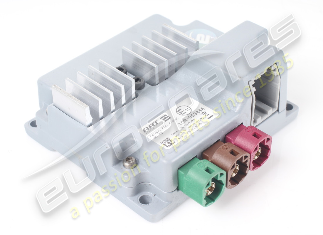 USED Ferrari USB SPLITTER . PART NUMBER 875005 (1)