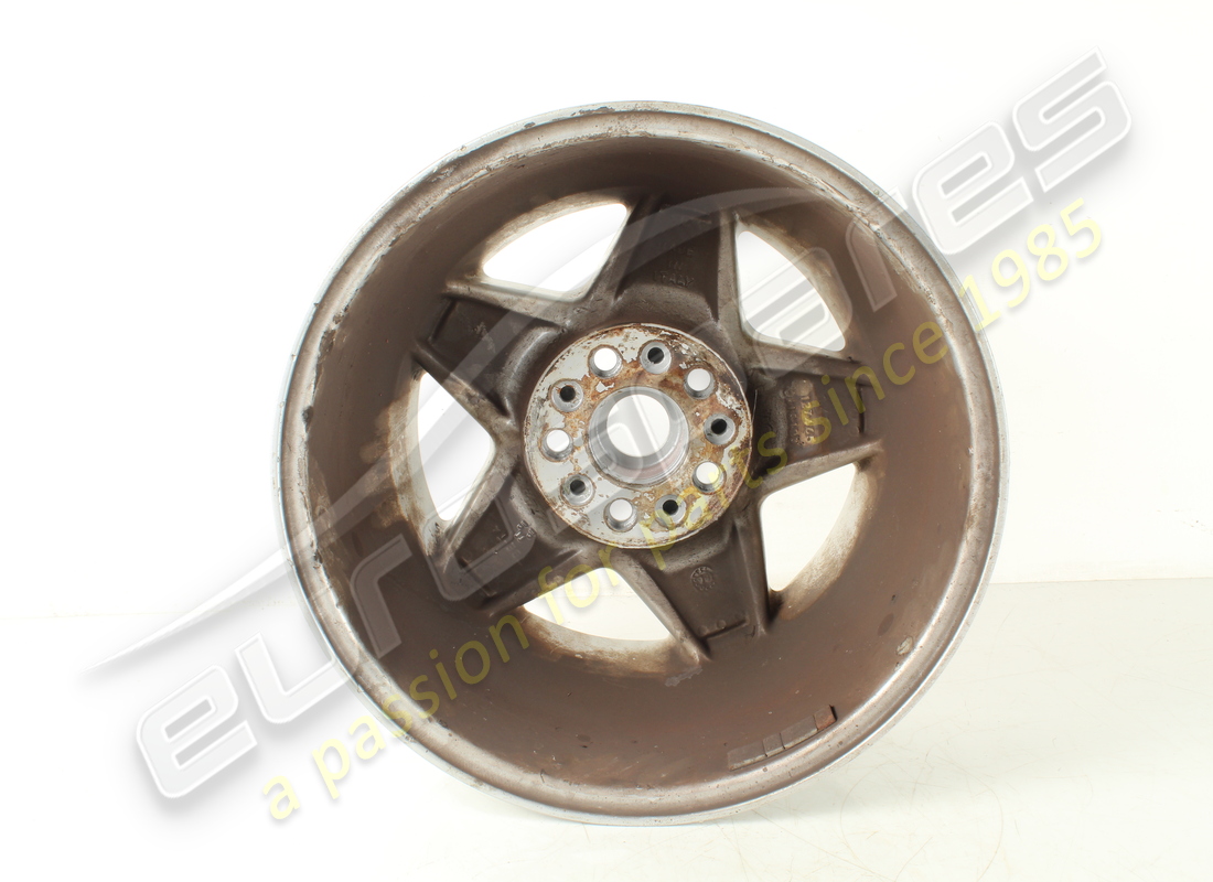 used ferrari road wheel front 3.2 mqv. part number 127465 (4)