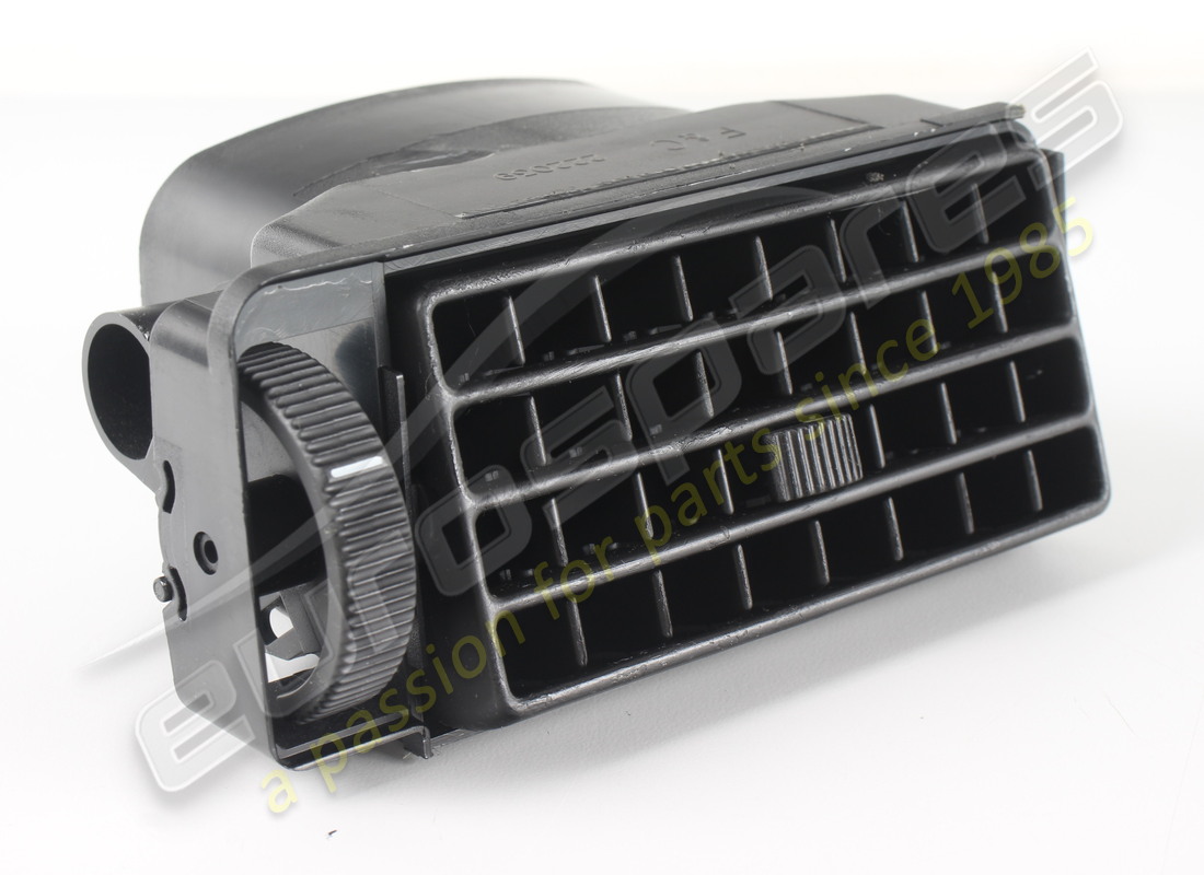new (other) maserati rh air vent. part number 375580014 (1)