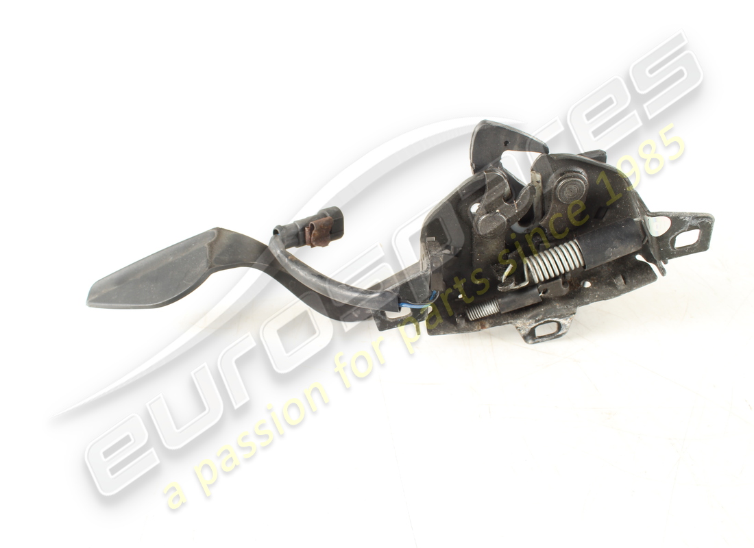 USED Maserati BONNET LOCK . PART NUMBER 68175100 (1)