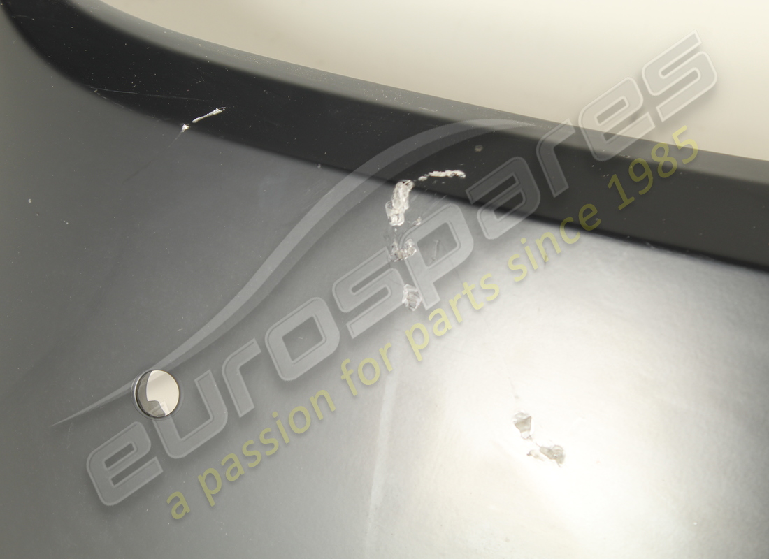 USED FERRARI COMPLETE REAR BUMPER (VALID FOR PARKING SENSORS). PART NUMBER 83104910 (6) used ferrari complete rear bumper (valid for parking sensors). part number 83104910 (6)