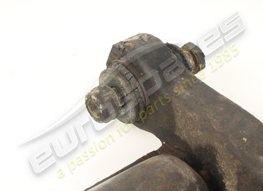 used ferrari lh front suspension lower lever. part number 115707 (5)