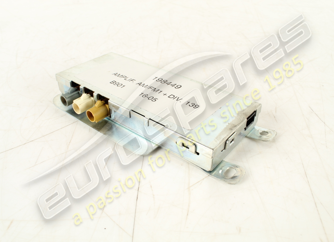 USED Maserati AMPLIFIER FOR RADIO ANTENNA . PART NUMBER 198449 (1)
