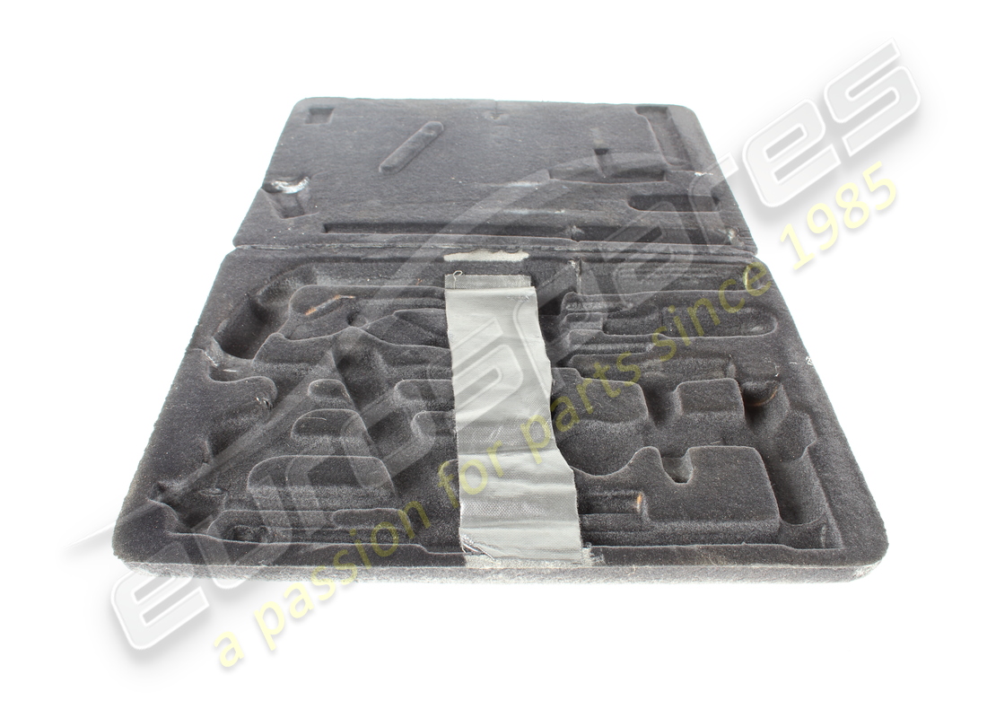 used maserati tool case. part number 379800309 (1)