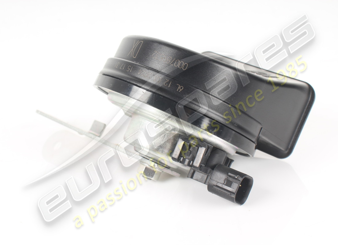 used ferrari horn, high note. part number 789532 (3)