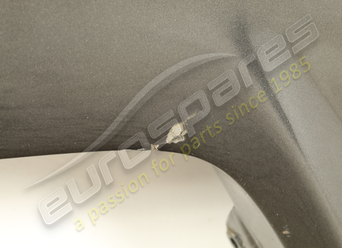 damaged ferrari complete rear spoiler. part number 949122 (5)
