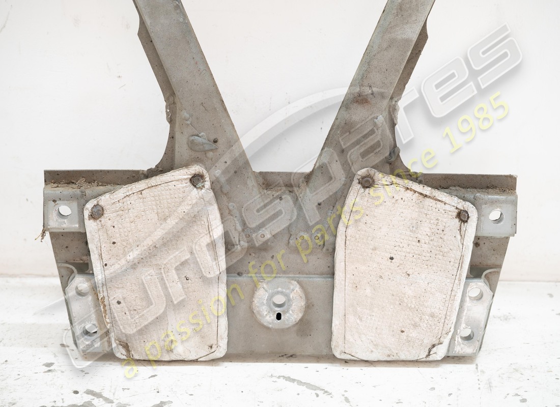 damaged ferrari engine subframe. part number 985265529 (4)