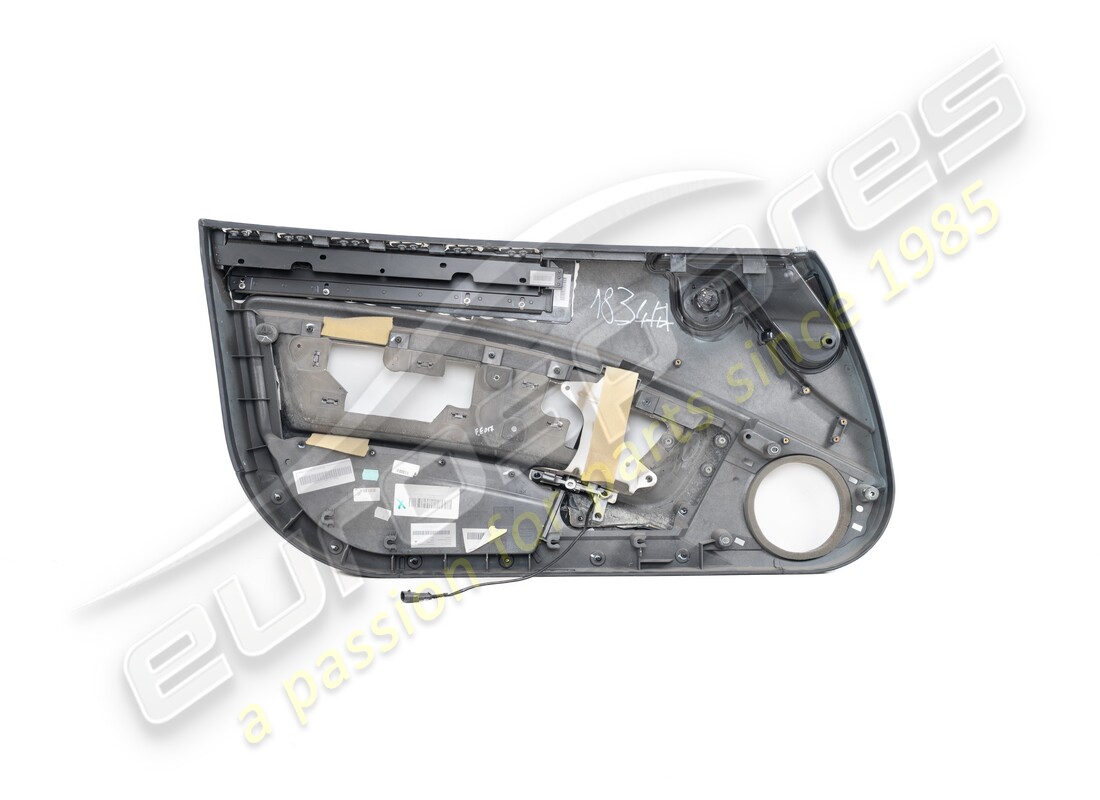 used ferrari complete rh door panel moulding. part number 82923900 (2)