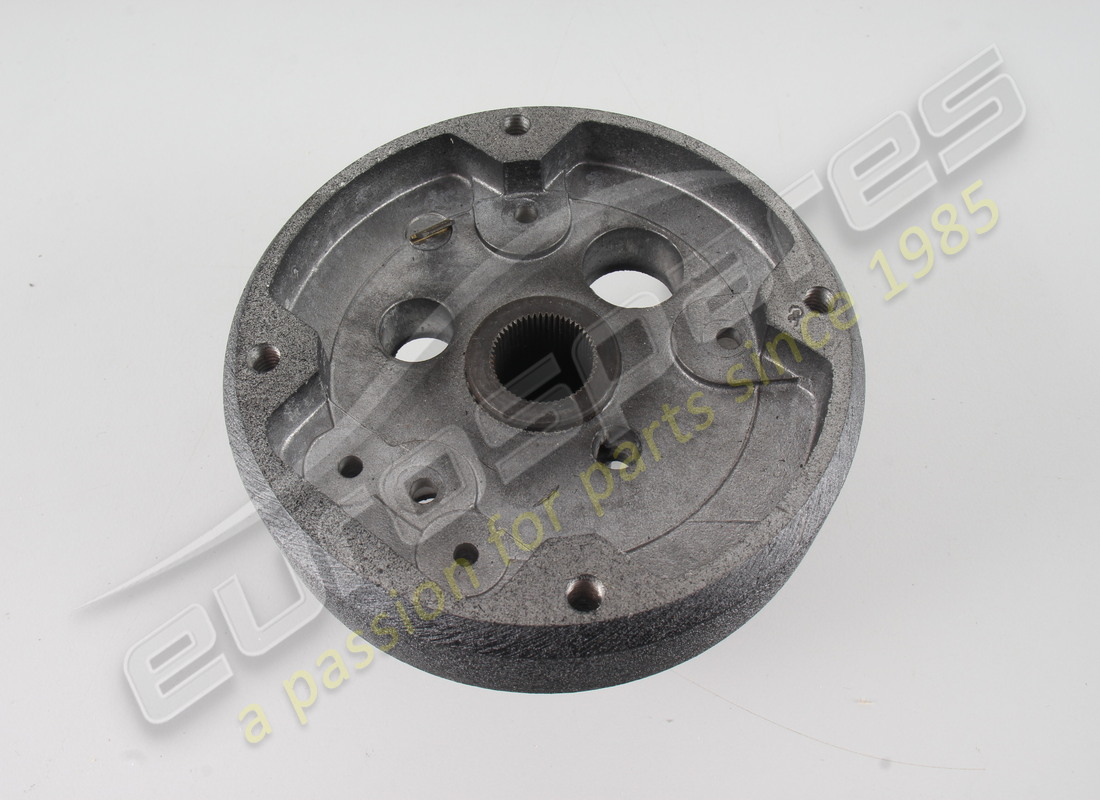 new ferrari steering wheel hub. part number 157638 (2)