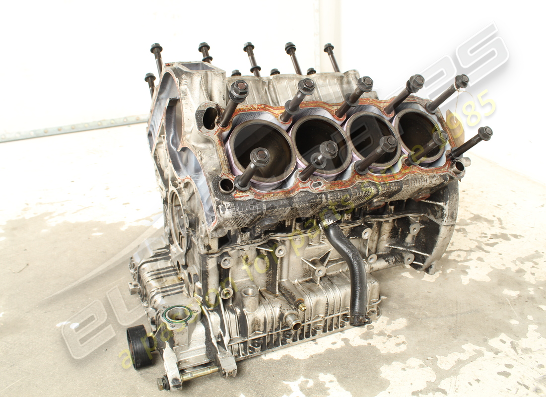 USED MASERATI 8 CYLINDER ASSEMBLED CRANKCASE. PART NUMBER 578942201 (3) used maserati 8 cylinder assembled crankcase. part number 578942201 (3)