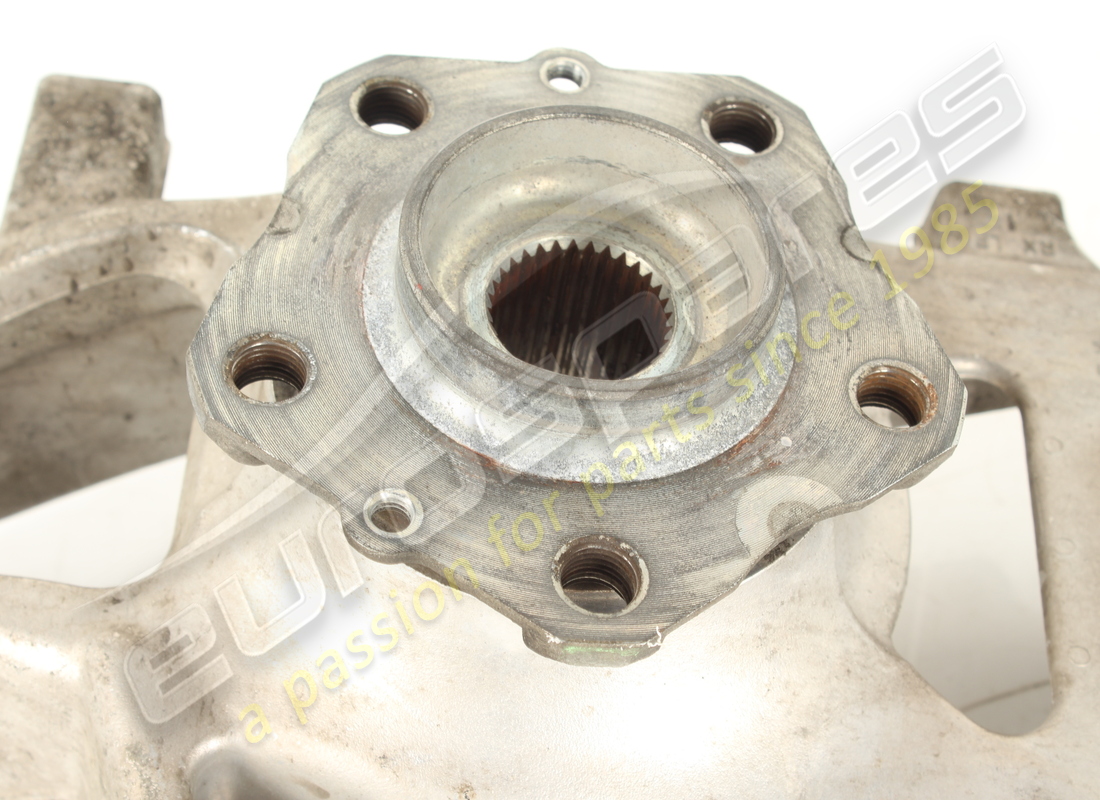 used ferrari complete lh front hub carrier. part number 268377 (2)