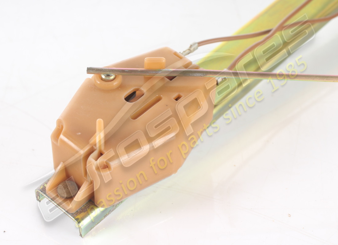 USED FERRARI SENDER UNIT. PART NUMBER 108644 (5) used ferrari sender unit. part number 108644 (5)