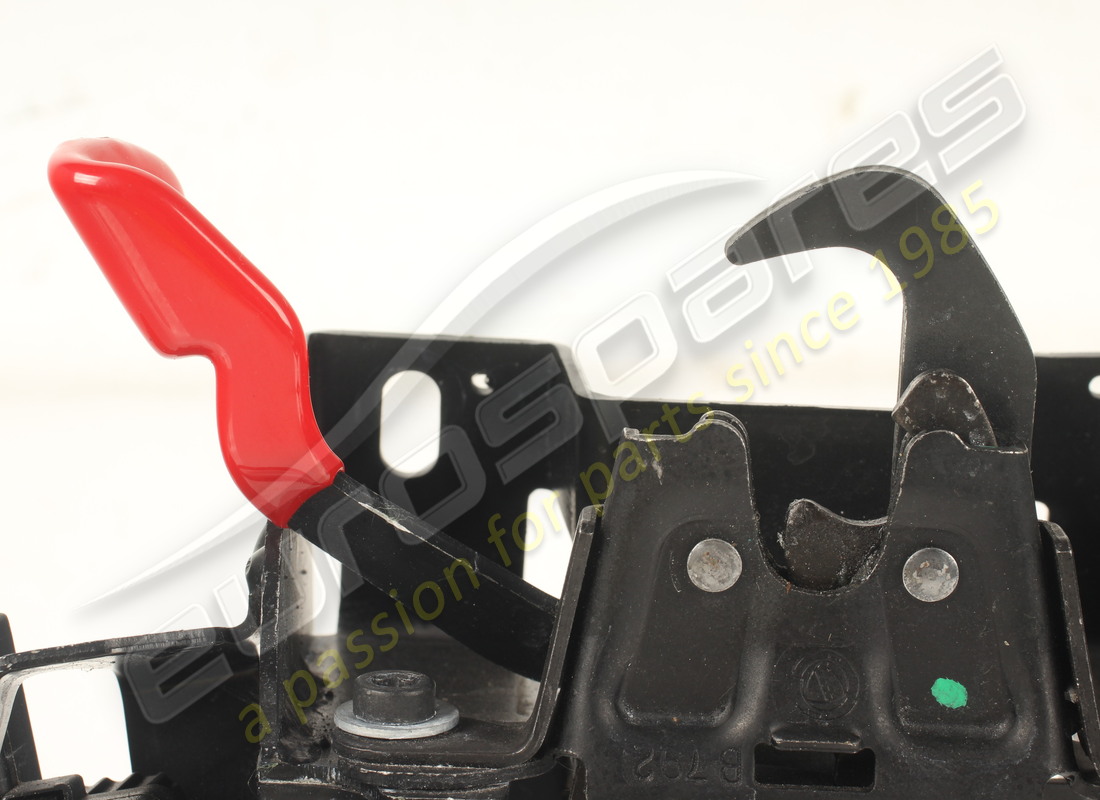 used ferrari serratura cofano ant. complete. part number 985416 (5)