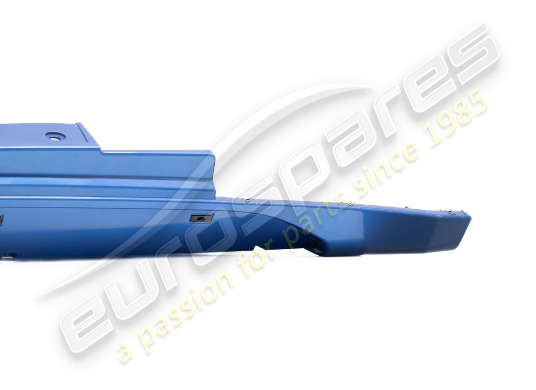 used maserati rh side skirtmc line. part number 980145389 (4)