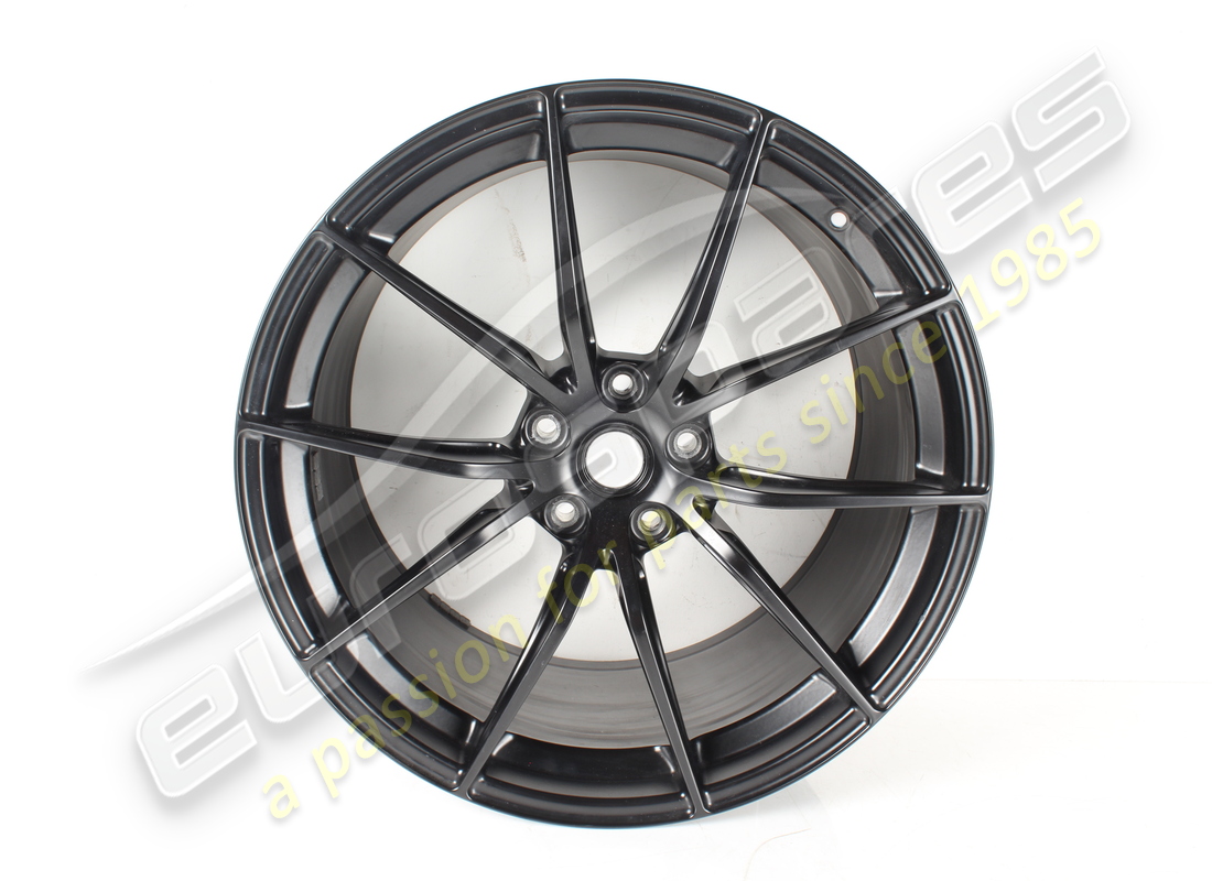 USED Ferrari REAR WHEEL . PART NUMBER 323895 (1)