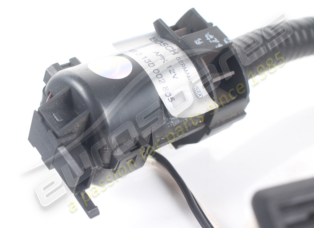 USED MASERATI INSIDE TEMPERATURE SENSOR. PART NUMBER 375530199 (2) used maserati inside temperature sensor. part number 375530199 (2)