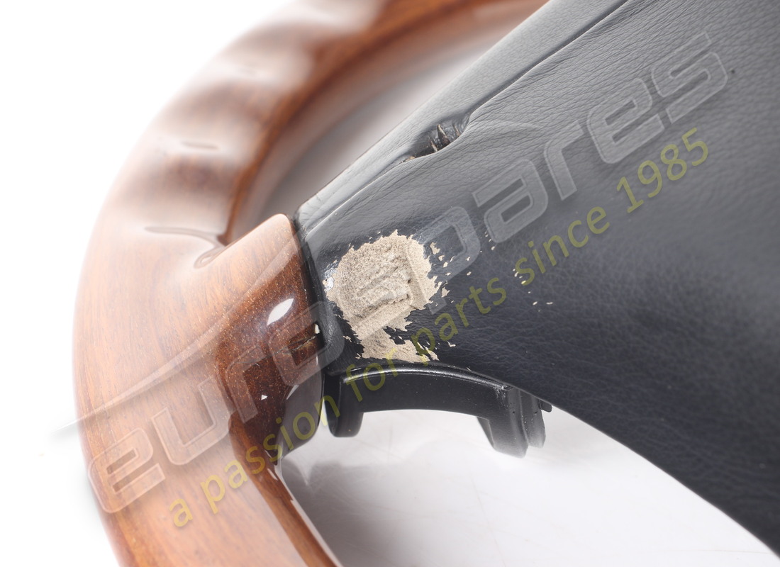 USED MASERATI STEERING WHEEL. PART NUMBER 377800104 (9) used maserati steering wheel. part number 377800104 (9)