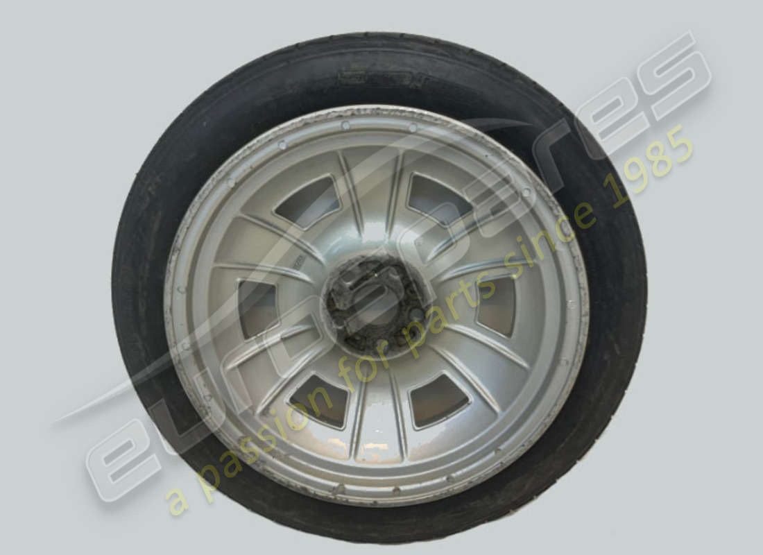 used ferrari spare wheel 3 1/4 bx18. part number 105593 (3)