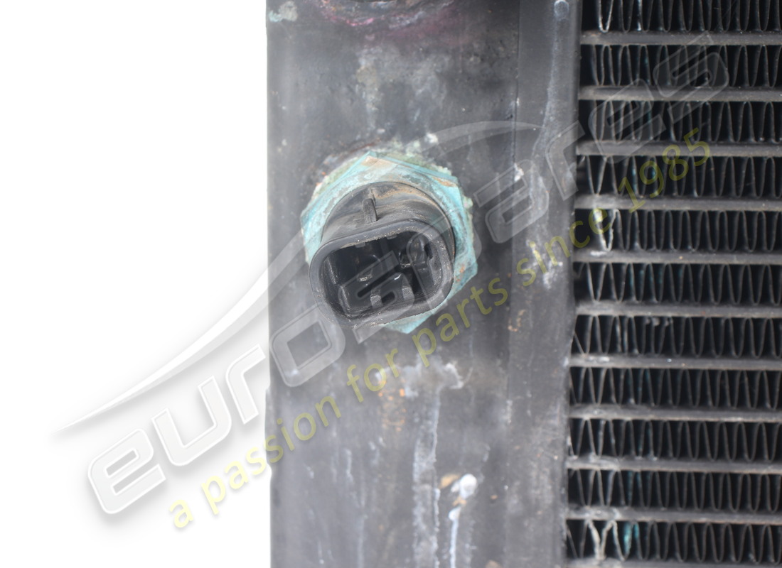 USED MASERATI WATER RADIATOR,4P. PART NUMBER 374000100 (4) used maserati water radiator,4p. part number 374000100 (4)