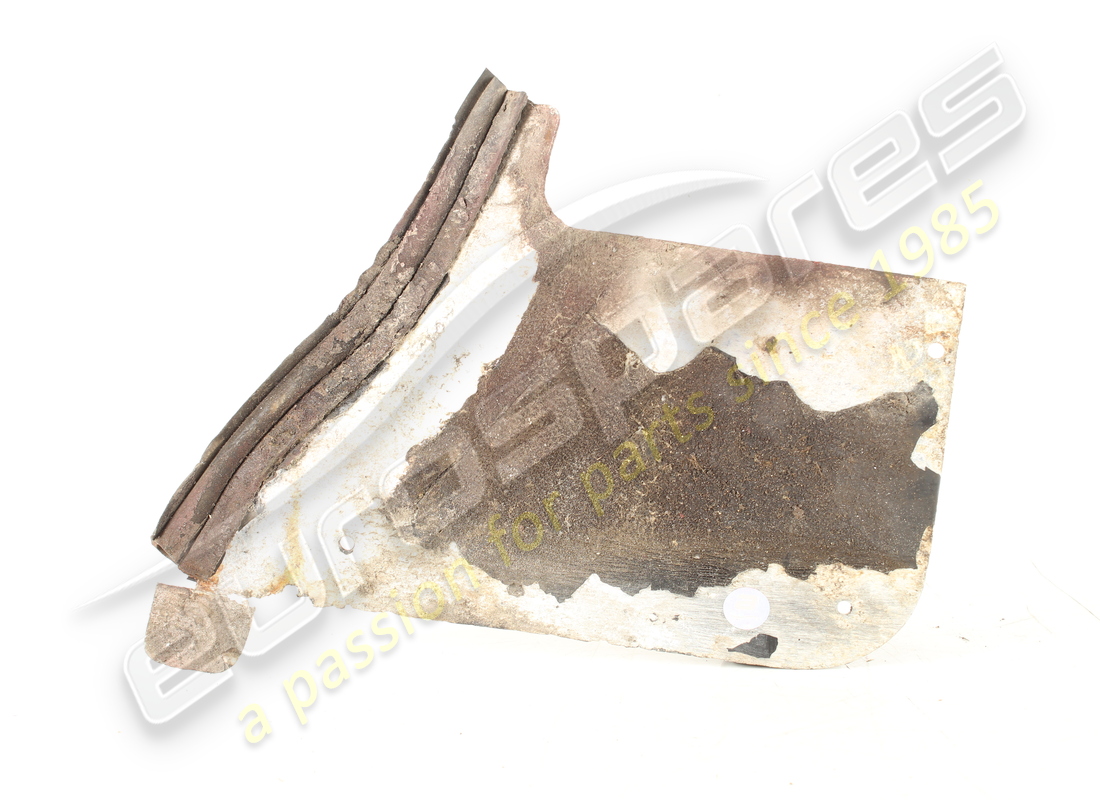 USED Ferrari RH REAR GRAVEL GUARD . PART NUMBER 61816200 (1)