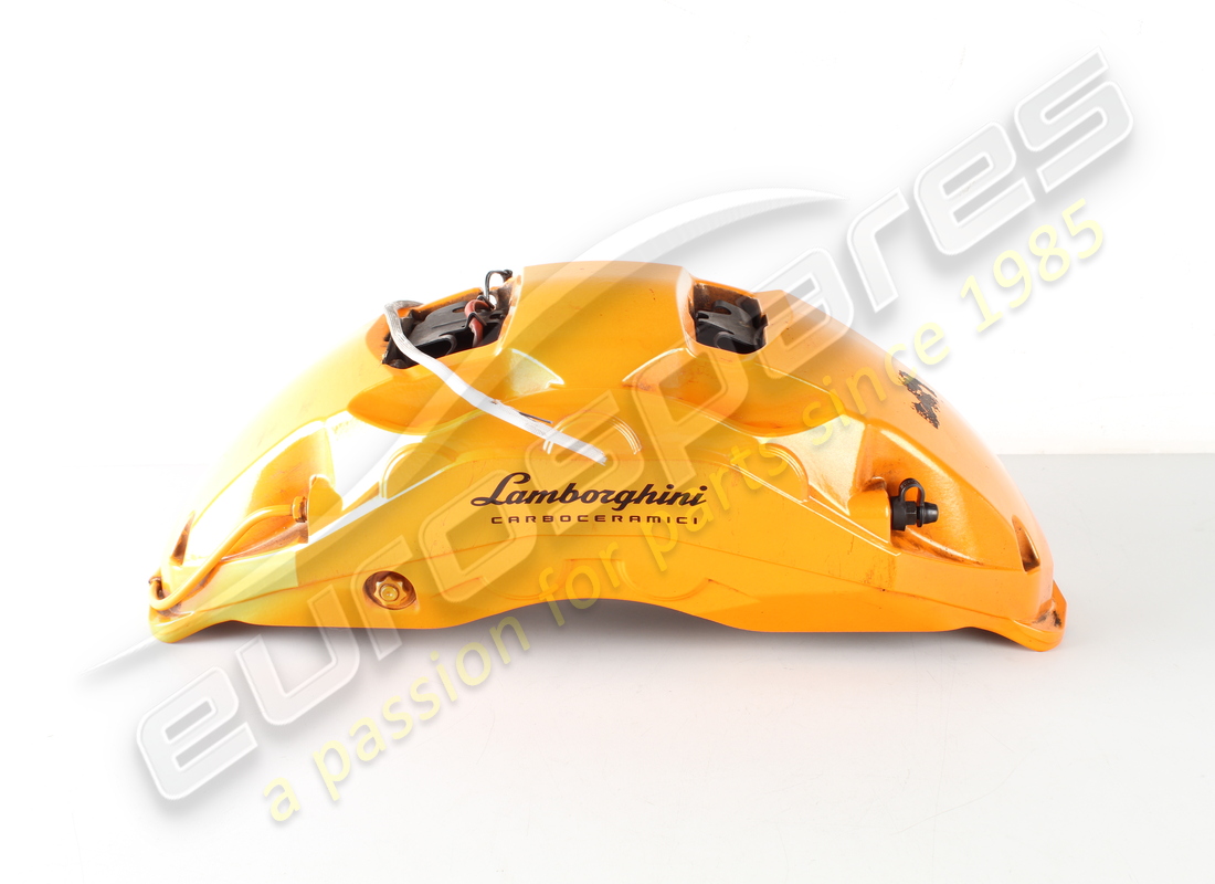 USED LAMBORGHINI BRAKE CALIPER 21 CERAMIC 10K. PART NUMBER 4M0615106KM (1) used lamborghini brake caliper 21 ceramic 10k. part number 4m0615106km (1)