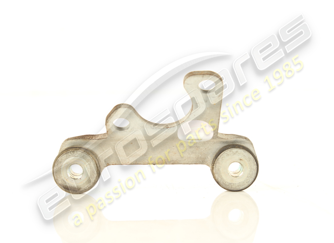 used ferrari rh bracket. part number 257257 (1)