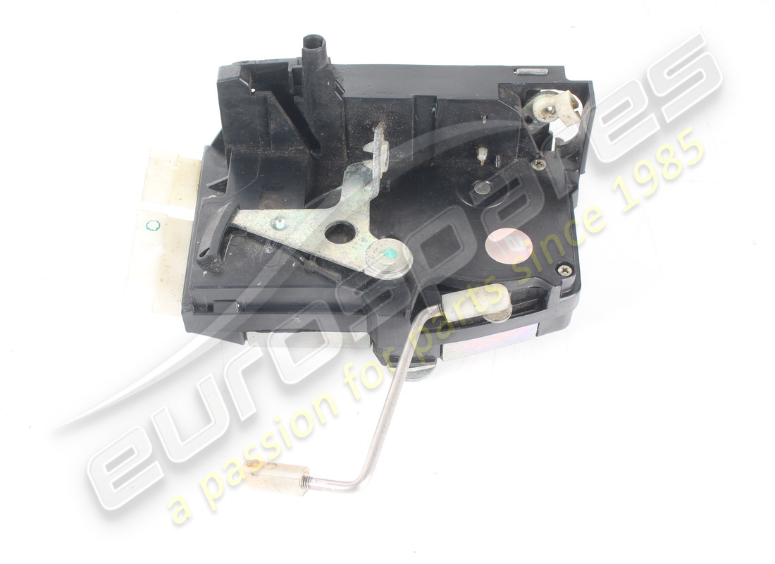 used maserati lh door lock. part number 67294900 (4)