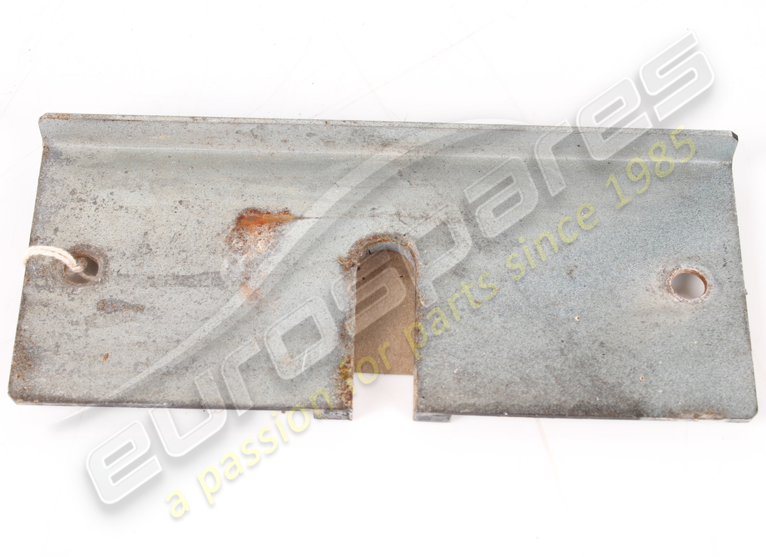 used ferrari side braket for bumper. part number 65270200 (2)