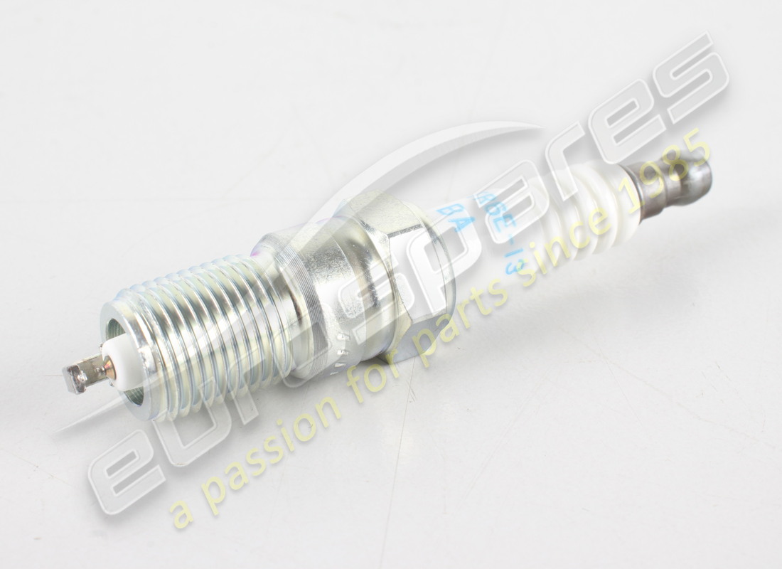 new aston martin spark plug. part number 0785126 (2)
