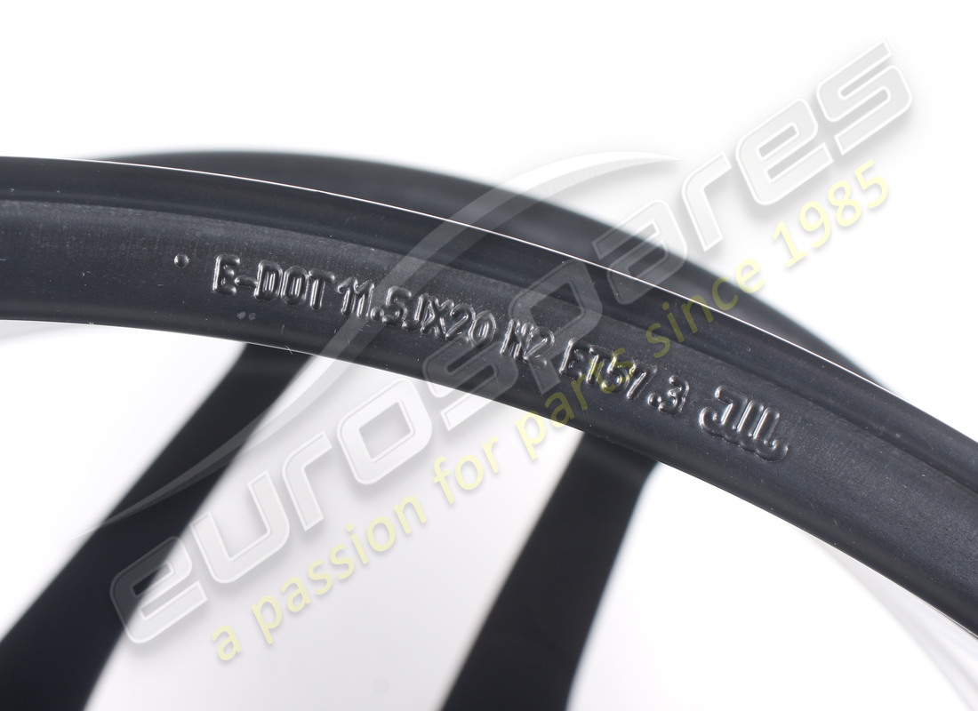 new (other) ferrari rh rear wheel. part number 334490 (6)