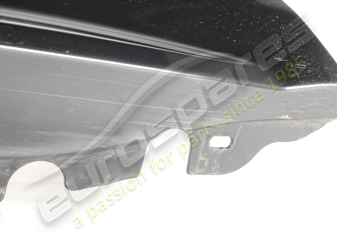 used ferrari complete lh sill trim. part number 85153810 (3)