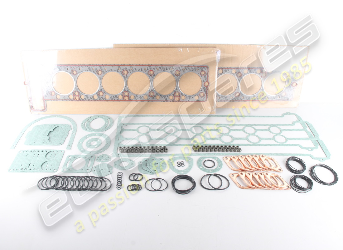 NEW EUROSPARES ENGINE GASKET KIT. PART NUMBER 001526497 (1) new eurospares engine gasket kit. part number 001526497 (1)