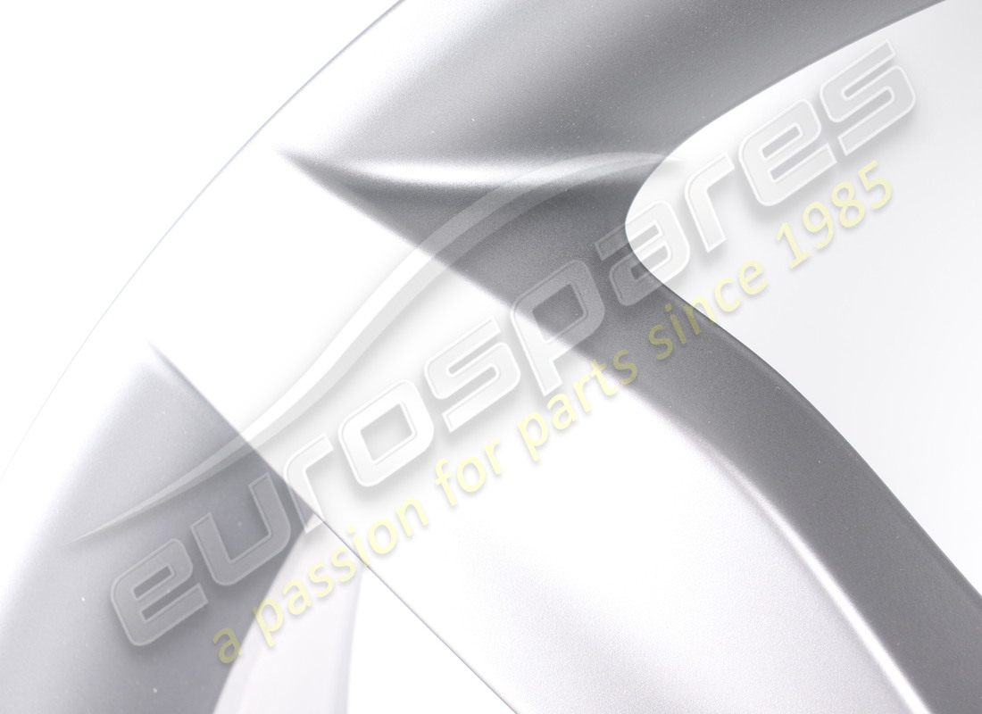 NEW FERRARI FRONT WHEEL. PART NUMBER 336560 (2) new ferrari front wheel. part number 336560 (2)