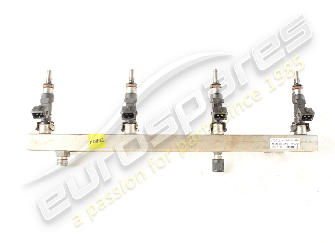 USED Maserati FUEL PIPE WITH INJECTORS . PART NUMBER 215338 (1)