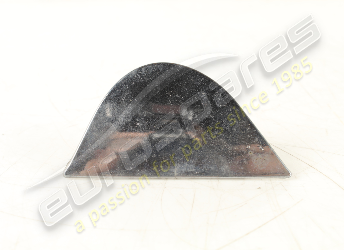 USED MASERATI RH HEADLIGHT WASHER PLATE . PART NUMBER 188285 (1)