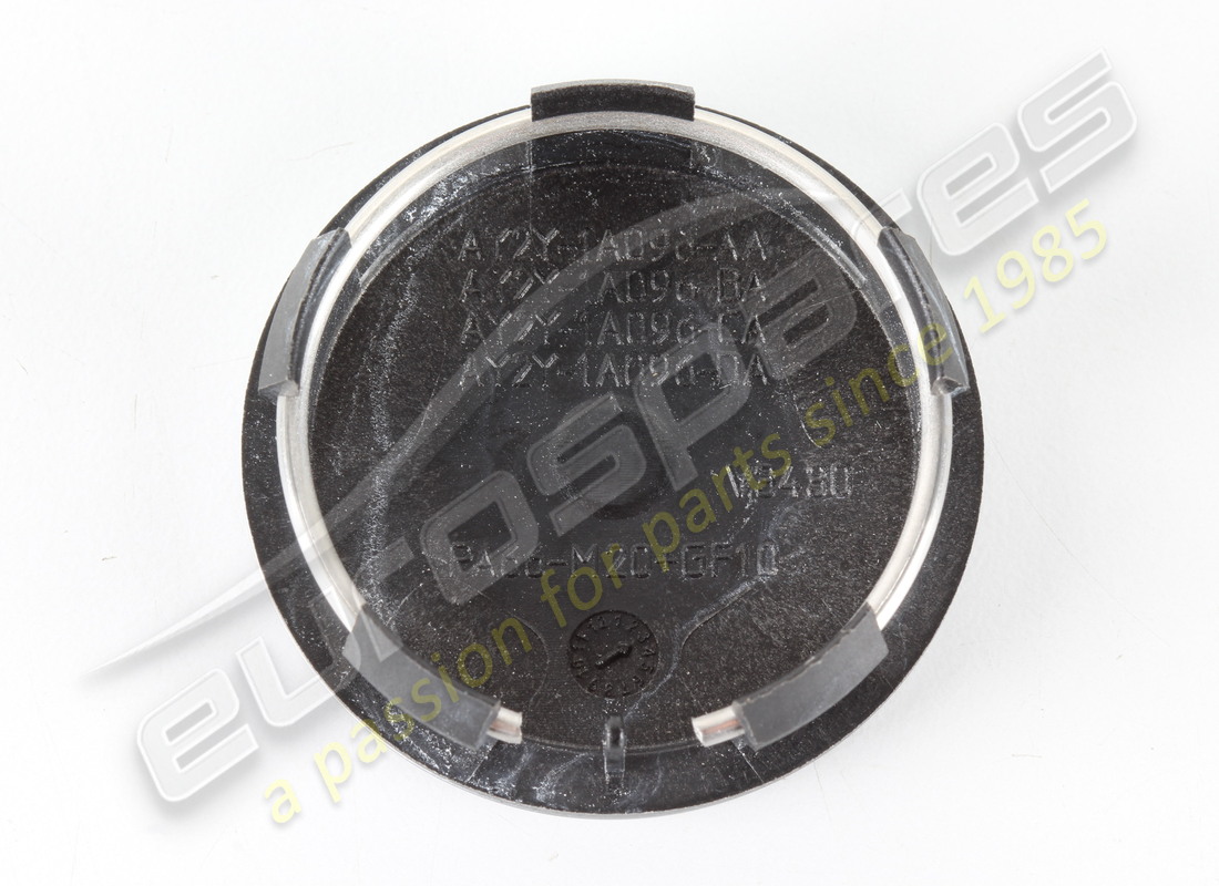 new aston martin wheel badge-silver. part number ay2y1a096aa (3)