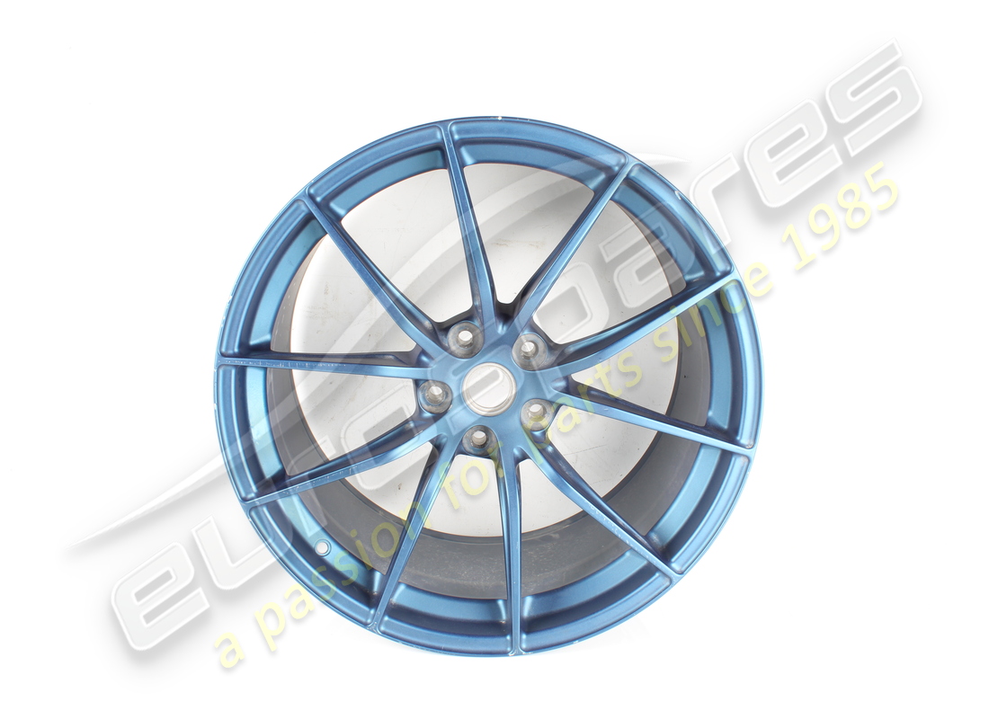 USED Ferrari REAR WHEEL . PART NUMBER 323895 (1)