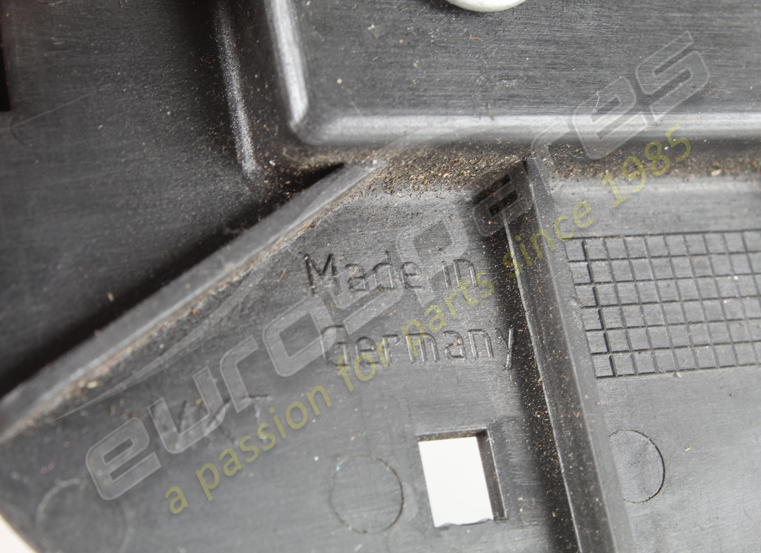 USED LAMBORGHINI BRACKET. PART NUMBER 407907179 (3) used lamborghini bracket. part number 407907179 (3)