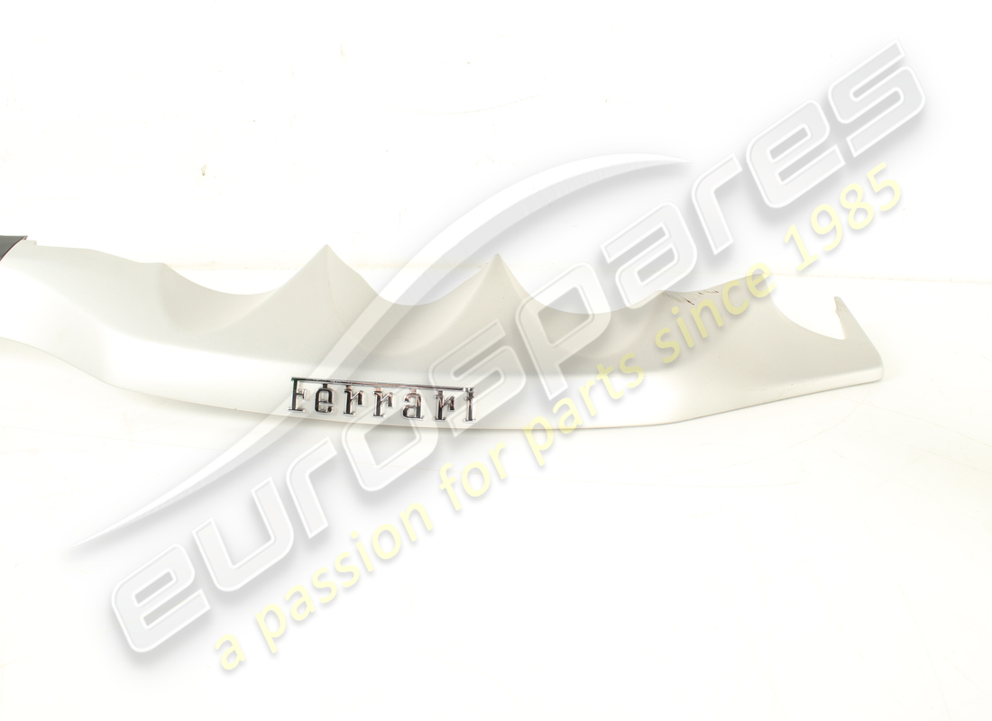 used ferrari centre insert. part number 83930000 (3)