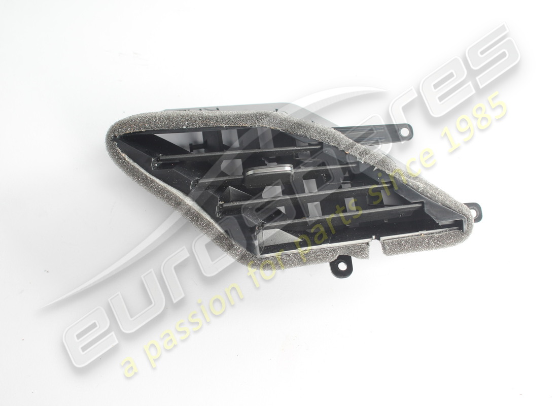 used ferrari lh passenger vent body. part number 87023100 (2)