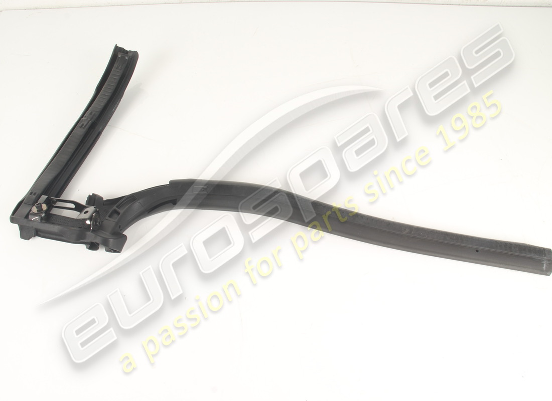 used ferrari guarnizione contorno porta s. part number 788058 (3)