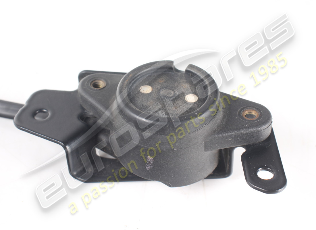 USED FERRARI BATTERY CONDITIONER SOCKET. PART NUMBER 314630 (3) used ferrari battery conditioner socket. part number 314630 (3)