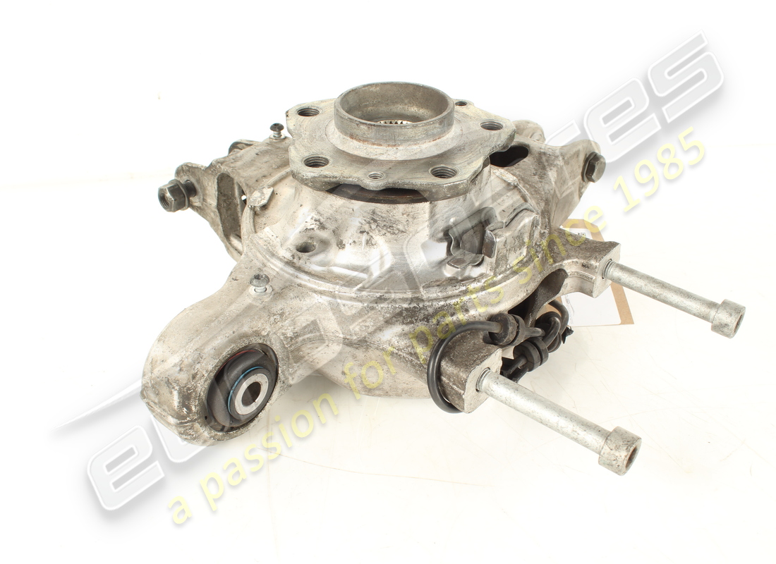 used ferrari rh hub carrier. part number 276810 (3)