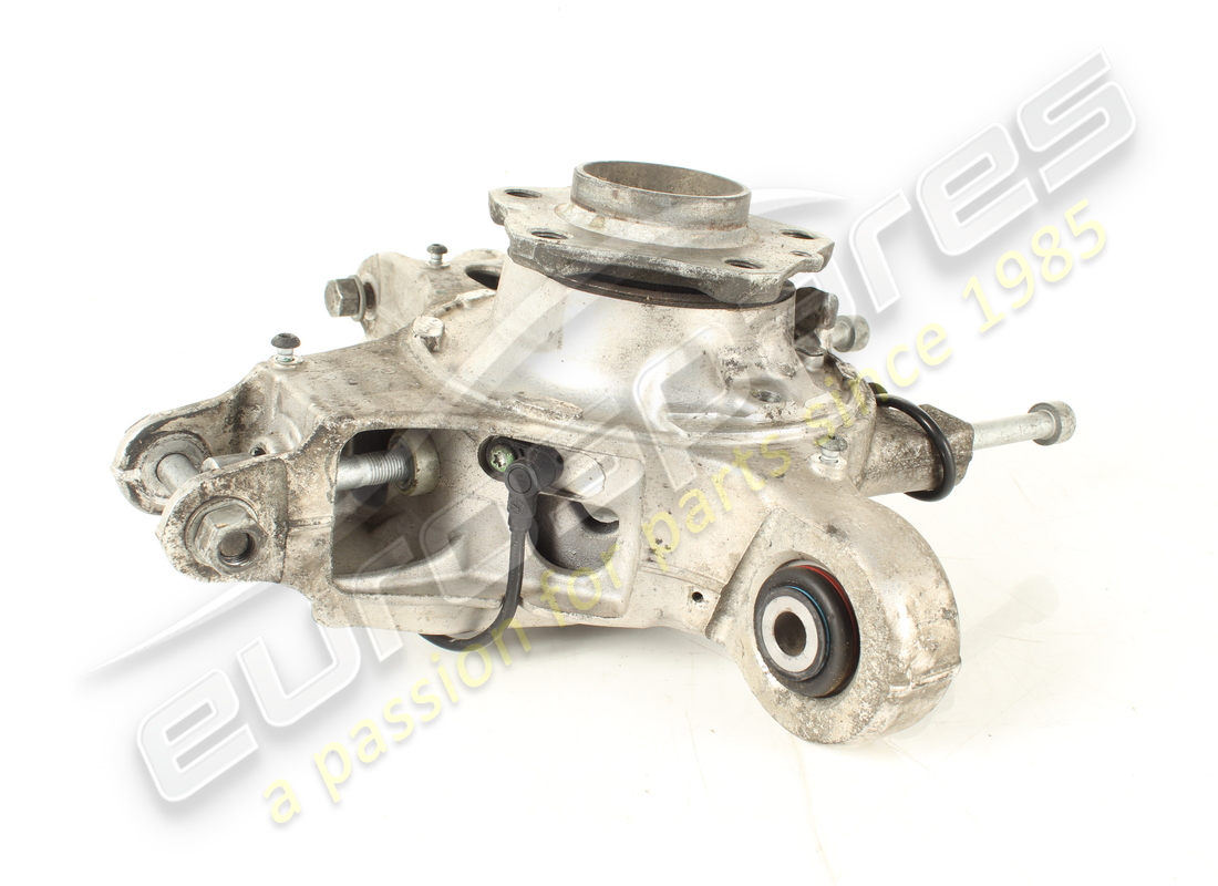 used ferrari rh hub carrier. part number 276810 (2)
