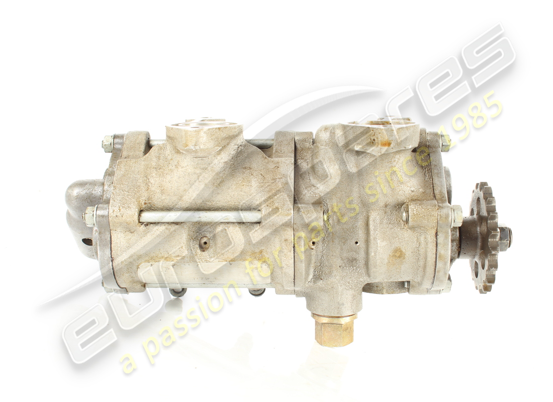 USED FERRARI RECOVERY PUMP BODY WITH STUD BOLTS. PART NUMBER 143276 (6) used ferrari recovery pump body with stud bolts. part number 143276 (6)