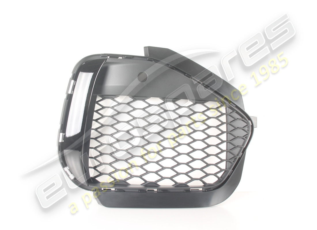 new maserati rh front grille. part number 670198175 (2)