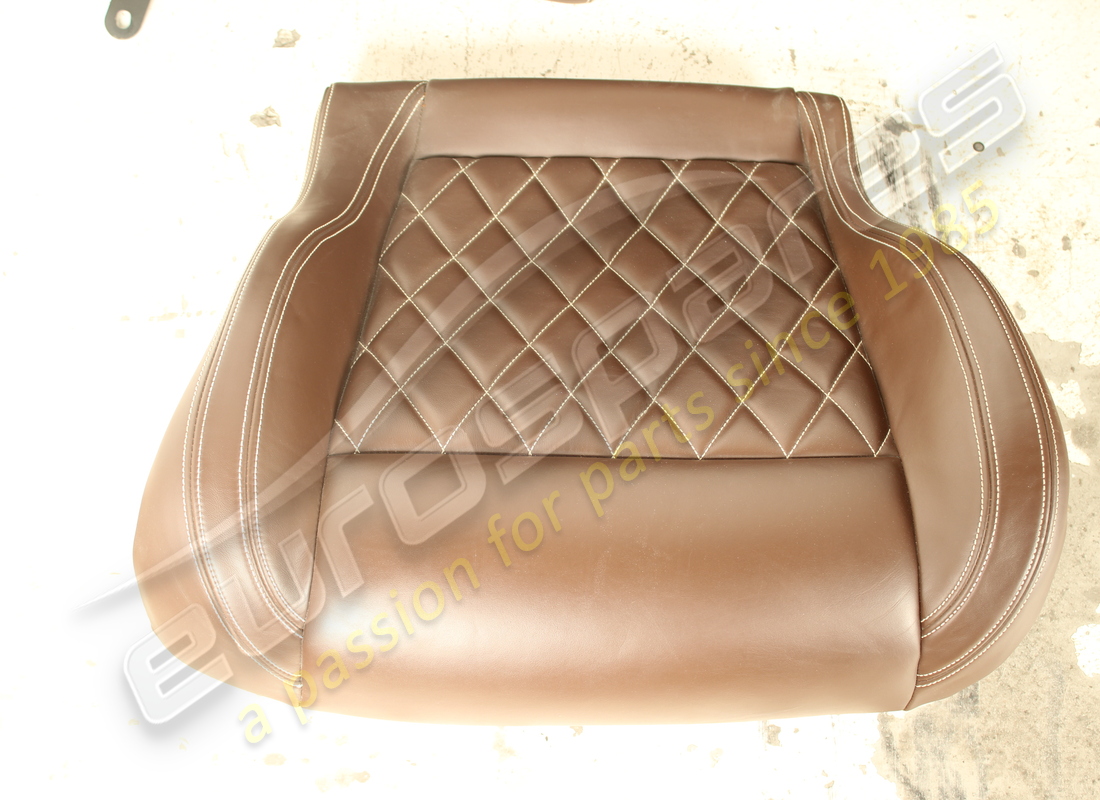 USED FERRARI COMPLETE SEAT SET WITH REAR SCREENS. PART NUMBER EAP1564144 (19) used ferrari complete seat set with rear screens. part number eap1564144 (19)