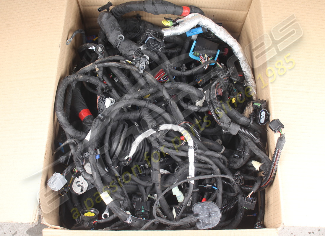 DAMAGED Ferrari BODY CABLE . PART NUMBER 793873 (1) DAMAGED Ferrari BODY CABLE . PART NUMBER 793873 (1)